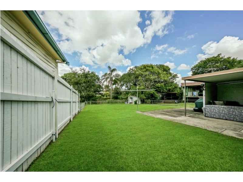 231 Edinburgh Castle Road, Wavell Heights QLD 4012