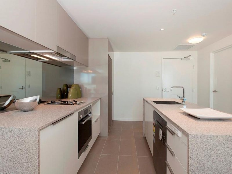 30711/2 Harbour Road, Hamilton QLD 4007