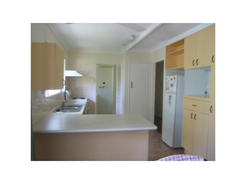 2 Malvern Street, Albany Creek QLD 4035