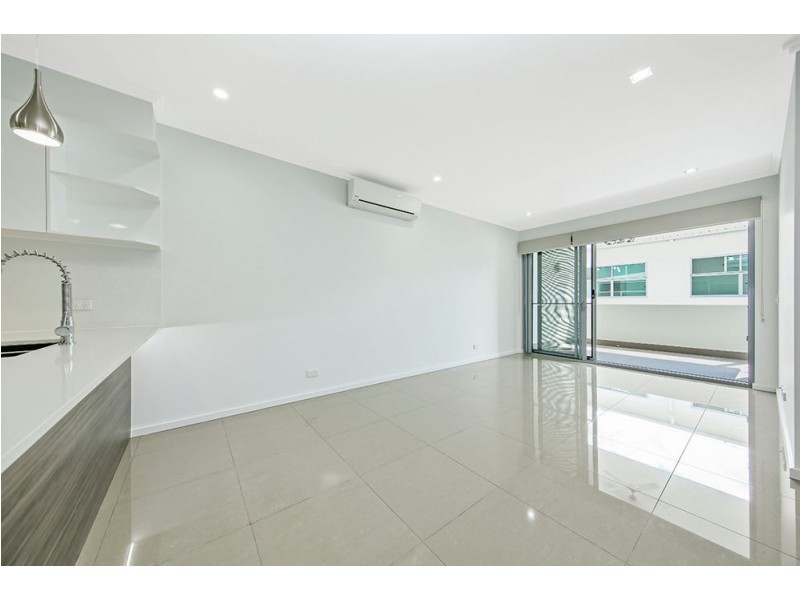 20/15 Durham St, Coorparoo QLD 4151