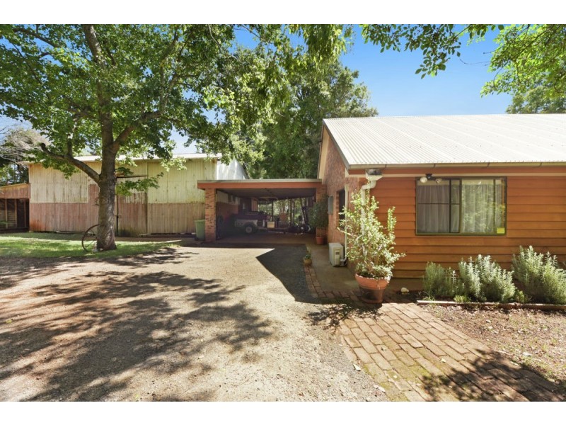 34 Kuhls Road, Highfields QLD 4352