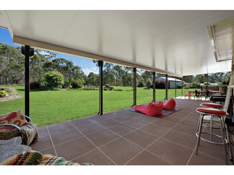 35 Cemetery Road, Murphys Creek QLD 4352