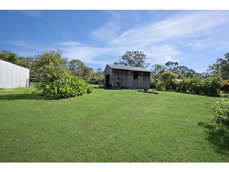 35 Cemetery Road, Murphys Creek QLD 4352