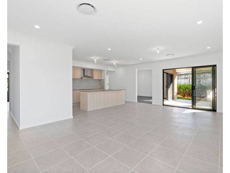 13 Rivercherry Way, Upper Coomera QLD 4209