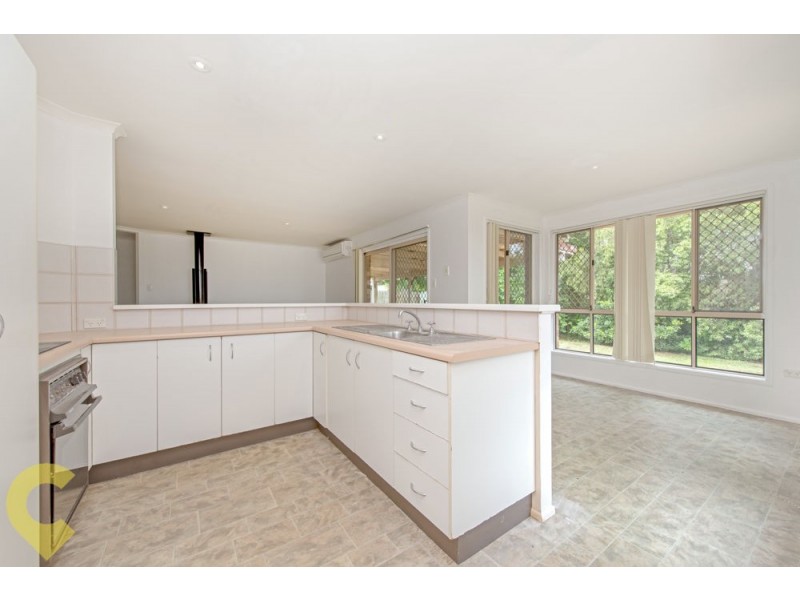 14 Arrowfield Street, Wilsonton Heights QLD 4350