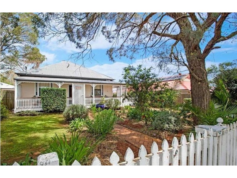 210 Perth Street, South Toowoomba QLD 4350