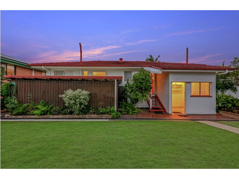 20 Mirragin Street, Chermside West QLD 4032