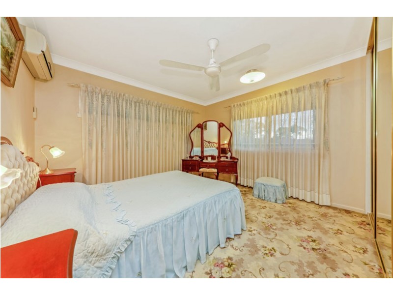 20 Mirragin Street, Chermside West QLD 4032