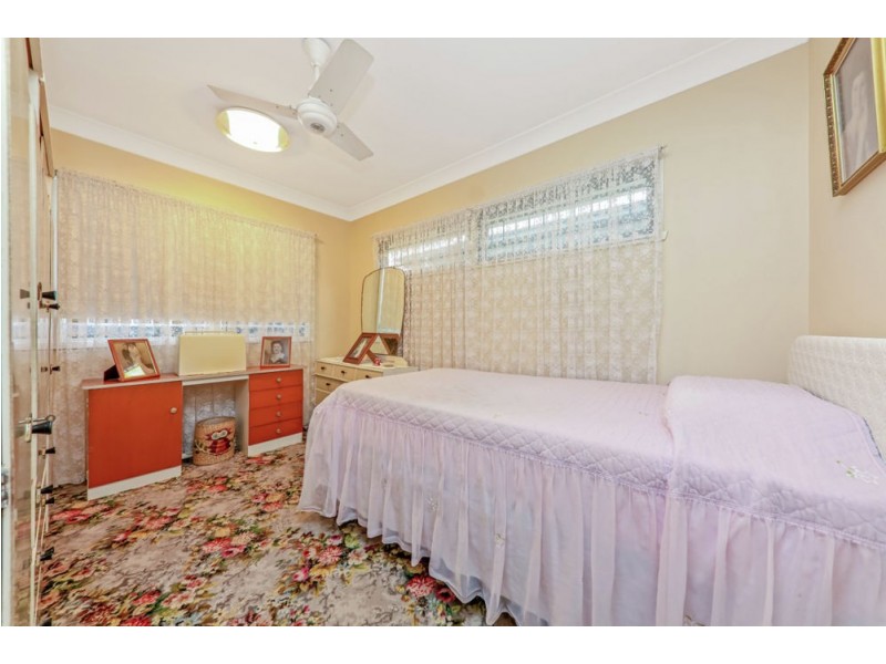 20 Mirragin Street, Chermside West QLD 4032