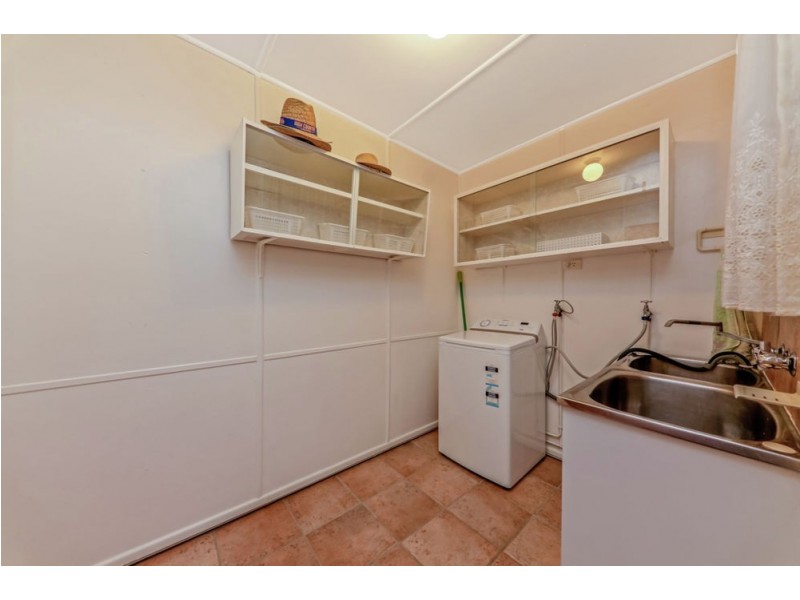 20 Mirragin Street, Chermside West QLD 4032