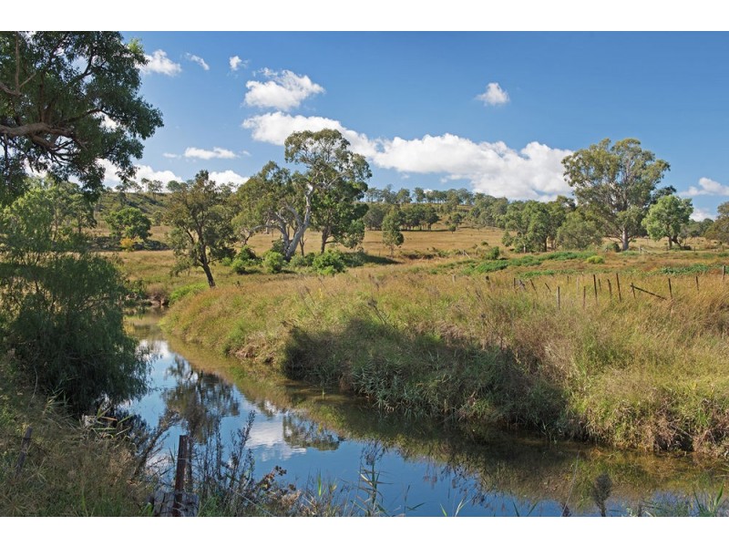 354 Willis Road, Meringandan QLD 4352