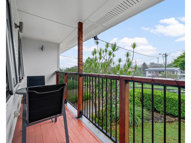 30 Narellan Street, Arana Hills QLD 4054