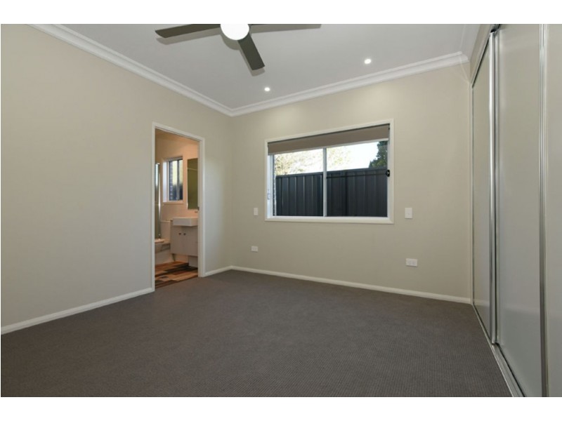 565 Hume Street, Kearneys Spring QLD 4350