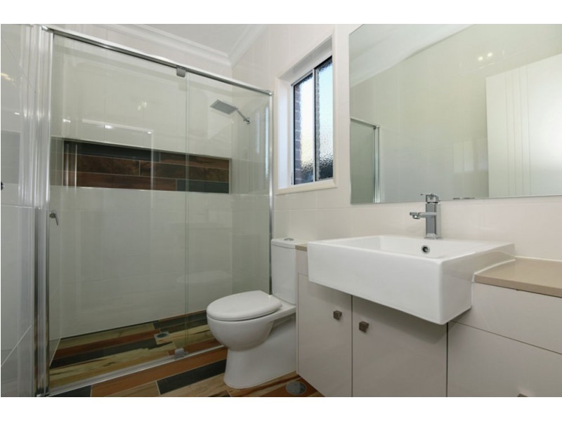 565 Hume Street, Kearneys Spring QLD 4350