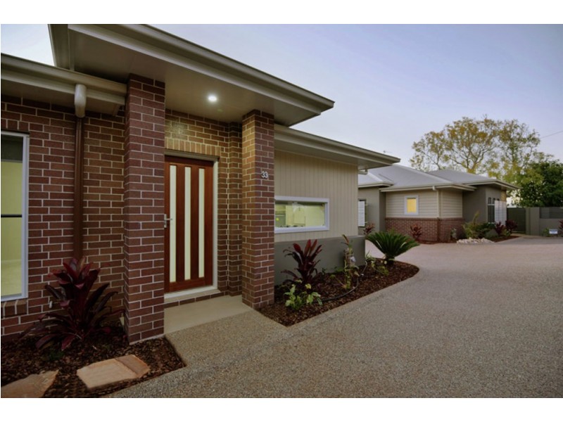 565 Hume Street, Kearneys Spring QLD 4350