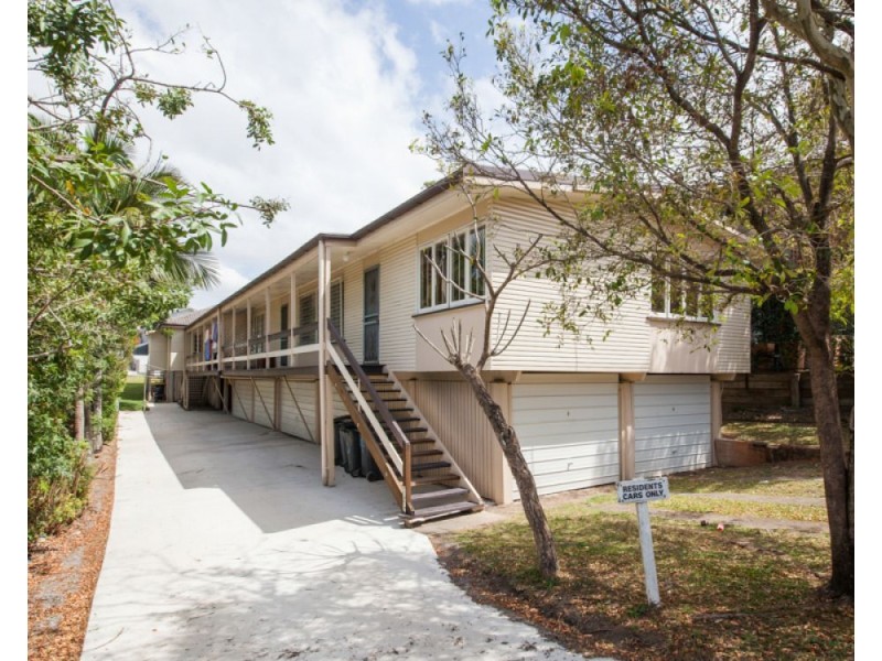 2/50 Farm Street, Newmarket QLD 4051