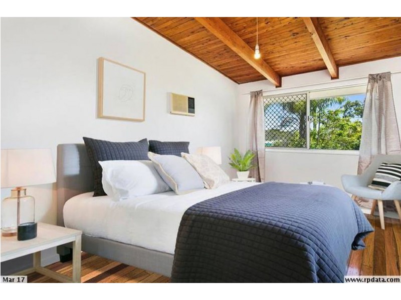 161 Redland Bay Road, Capalaba QLD 4157
