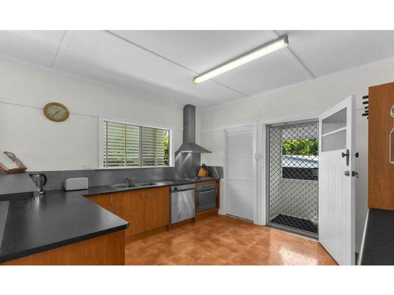 148 Redwood Street, Stafford Heights QLD 4053