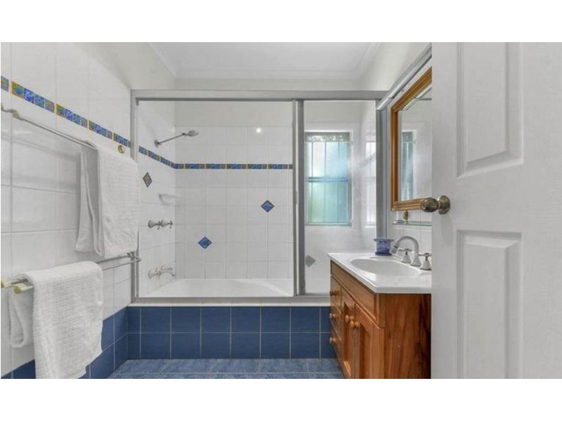 148 Redwood Street, Stafford Heights QLD 4053