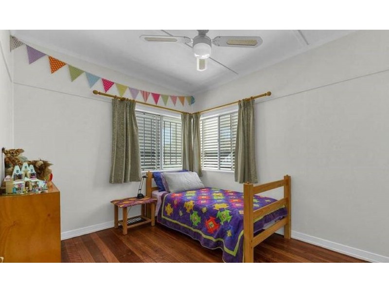 148 Redwood Street, Stafford Heights QLD 4053