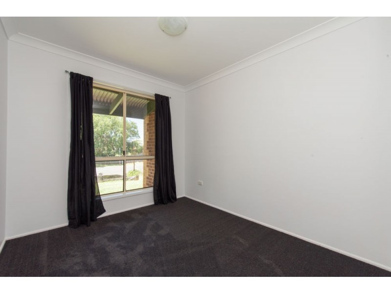 12 Lacebark Court, Glenvale QLD 4350