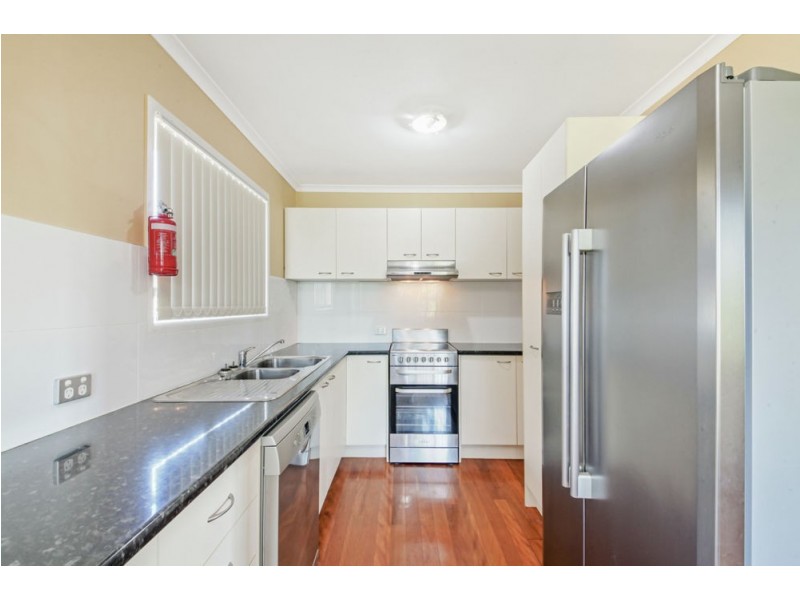 16 Roma Street, Scarborough QLD 4020