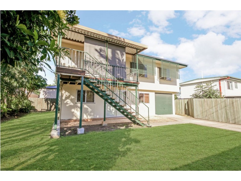 16 Roma Street, Scarborough QLD 4020