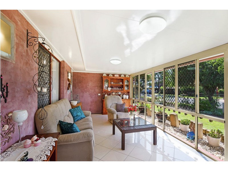 9 Wellcamp Street, Newtown QLD 4350