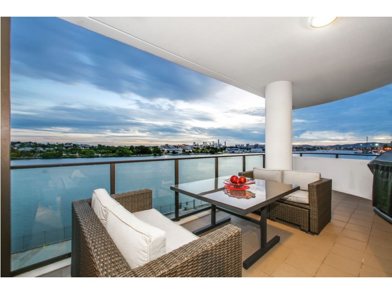 20306/37D Harbour Road, Hamilton QLD 4007