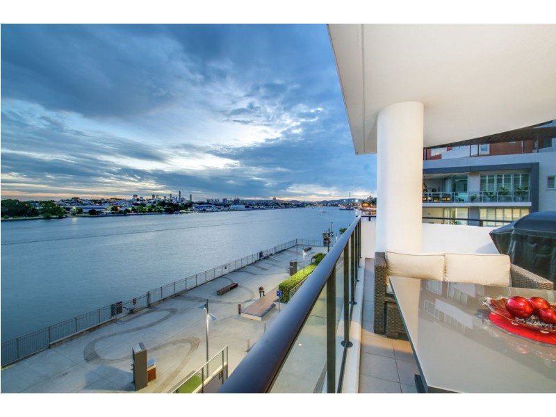 20306/37D Harbour Road, Hamilton QLD 4007