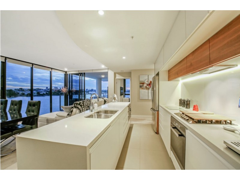 20306/37D Harbour Road, Hamilton QLD 4007