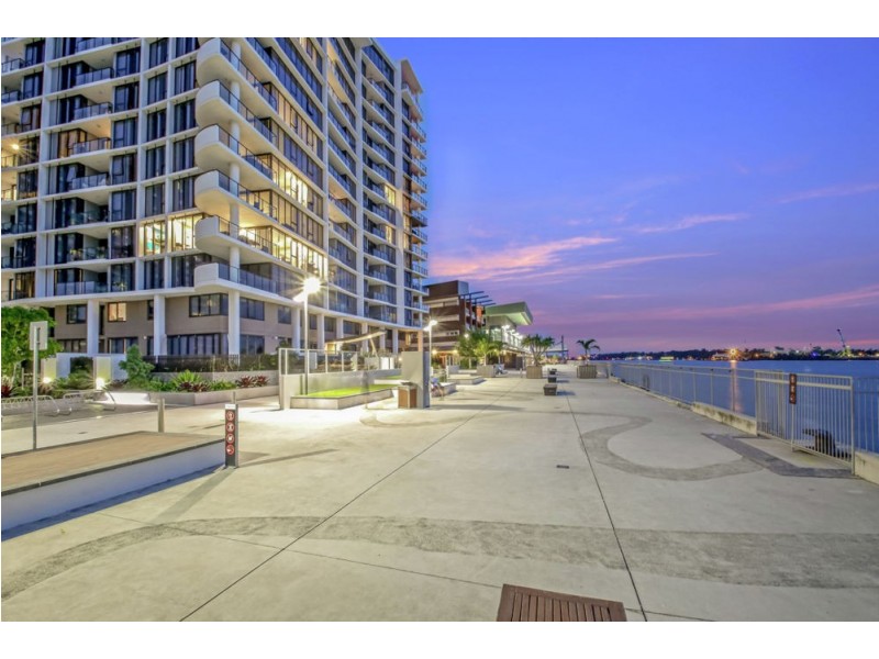 20306/37D Harbour Road, Hamilton QLD 4007