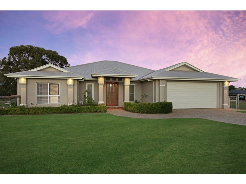 2 Sawyers Court, Gowrie Junction QLD 4352