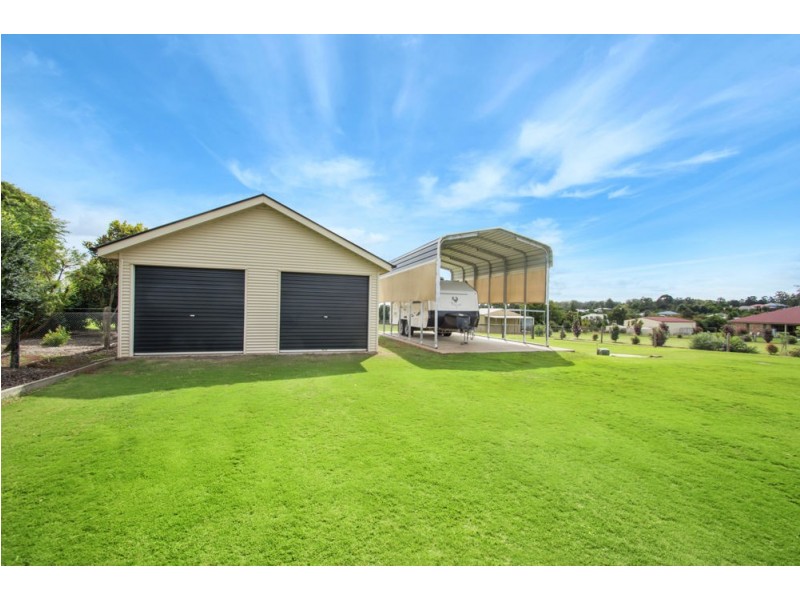 27 Mitchell Road, Highfields QLD 4352