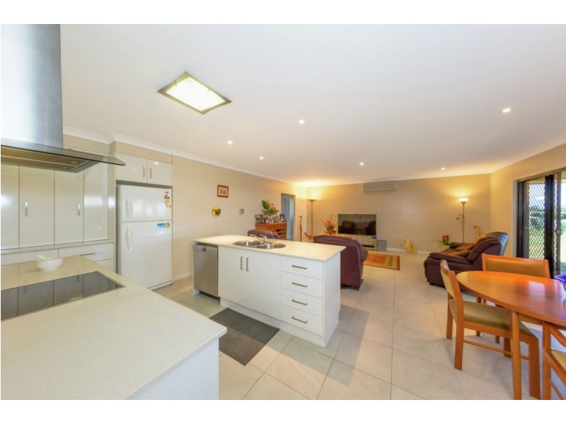27 Mitchell Road, Highfields QLD 4352