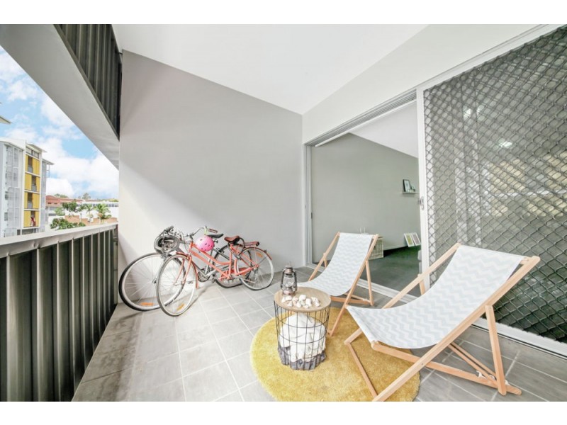 303/28 Masters Street, Newstead QLD 4006