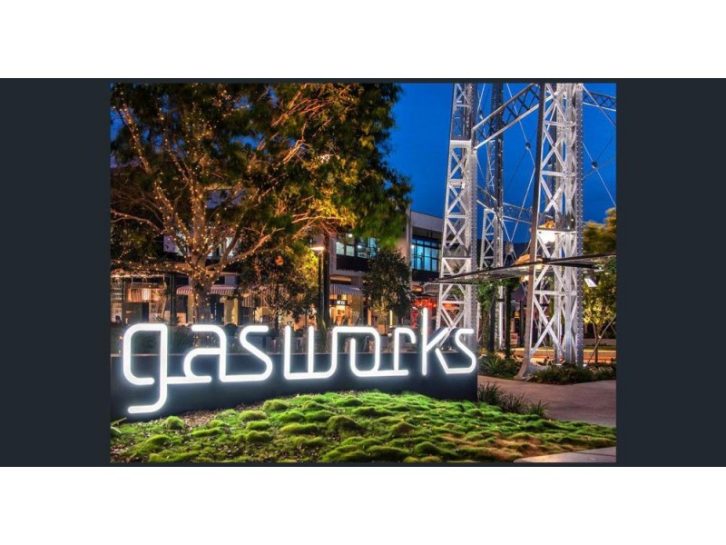 303/28 Masters Street, Newstead QLD 4006