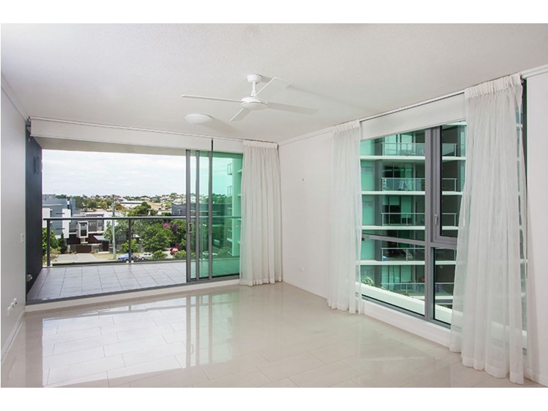 20312/8 Hercules Street, Hamilton QLD 4007