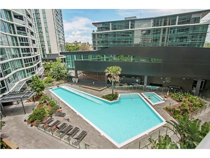 20312/8 Hercules Street, Hamilton QLD 4007