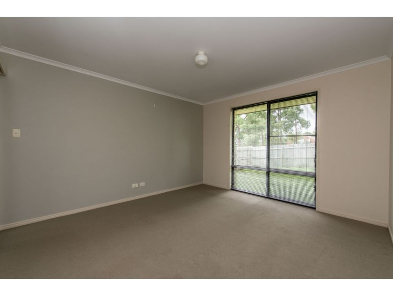 24 Willowburn Drive, Rockville QLD 4350