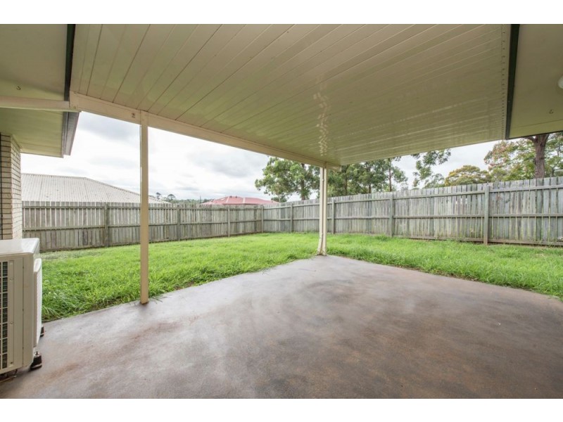 24 Willowburn Drive, Rockville QLD 4350