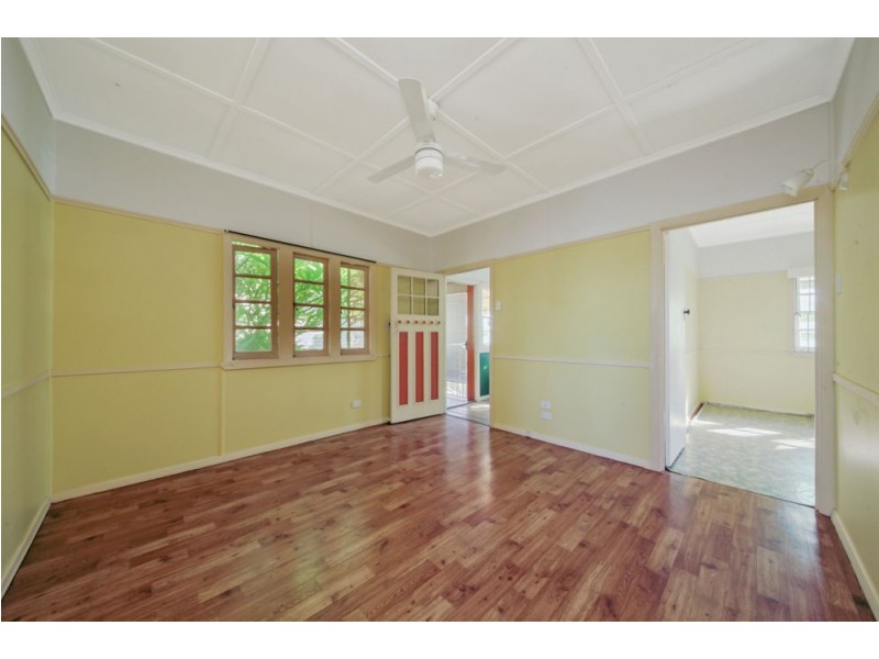 94 Scott Street, Stafford Heights QLD 4053