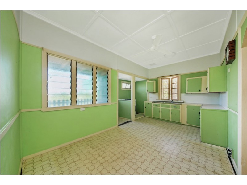 94 Scott Street, Stafford Heights QLD 4053