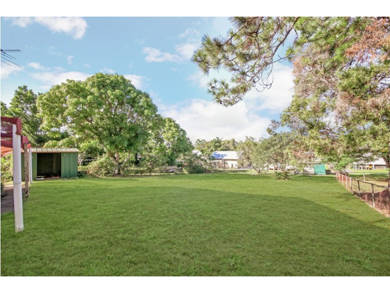 94 Scott Street, Stafford Heights QLD 4053