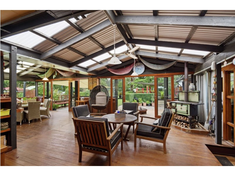 7 Rainbow Road, Highfields QLD 4352