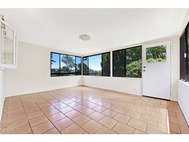 17 Gregory Street, Harlaxton QLD 4350