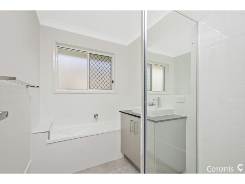 28 Muller St, Redland Bay QLD 4165