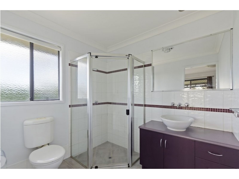 9 Yellowlea Court, Oakey QLD 4401