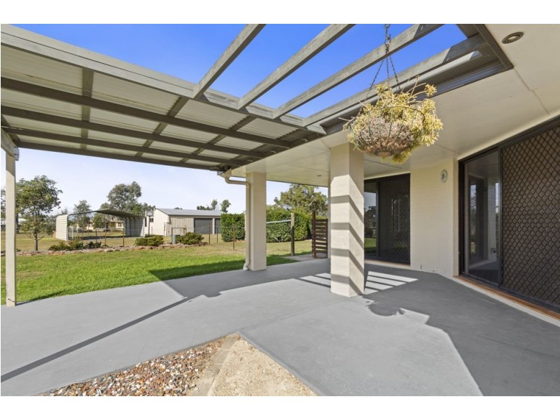 9 Yellowlea Court, Oakey QLD 4401