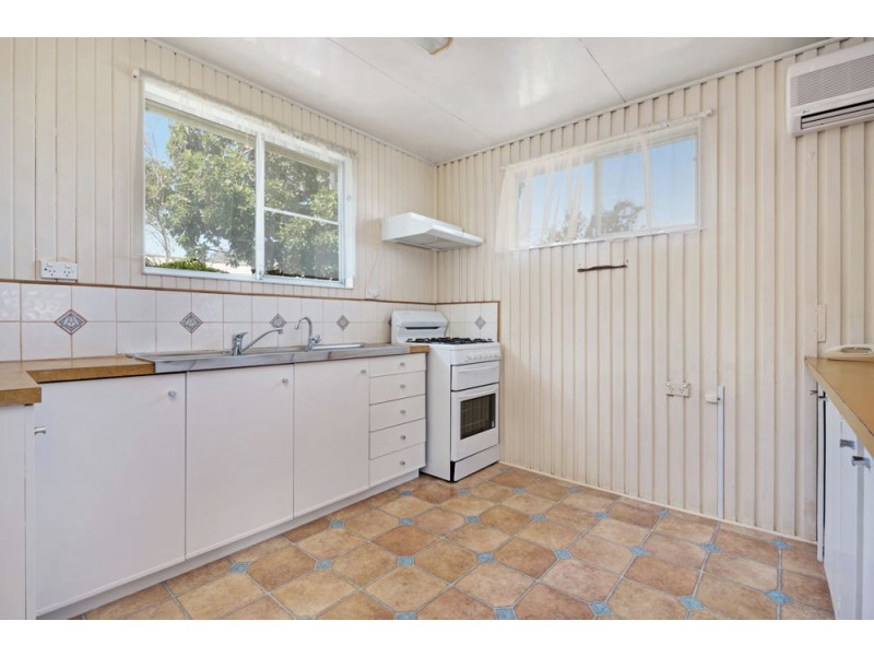 22 Gauntlet Street, North Toowoomba QLD 4350